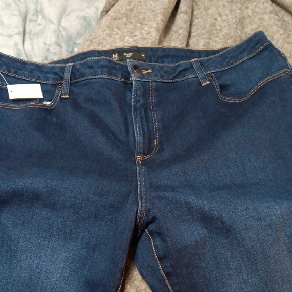 Stylish Dark Blue Women's Straight Leg Jeans